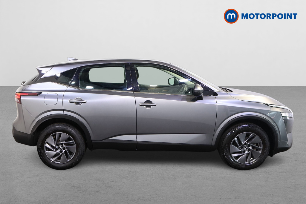 Nissan Qashqai Acenta Premium Automatic Petrol SUV - Stock Number (1571952) - Drivers side
