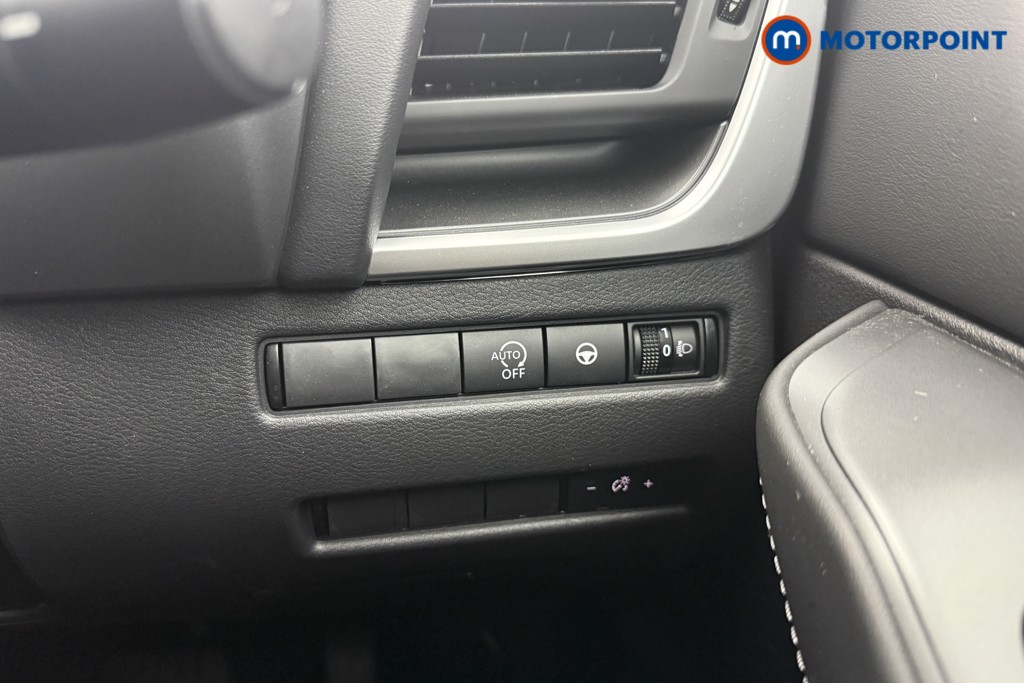 Nissan Qashqai N-Connecta Automatic Petrol SUV - Stock Number (1571996) - 10th supplementary image