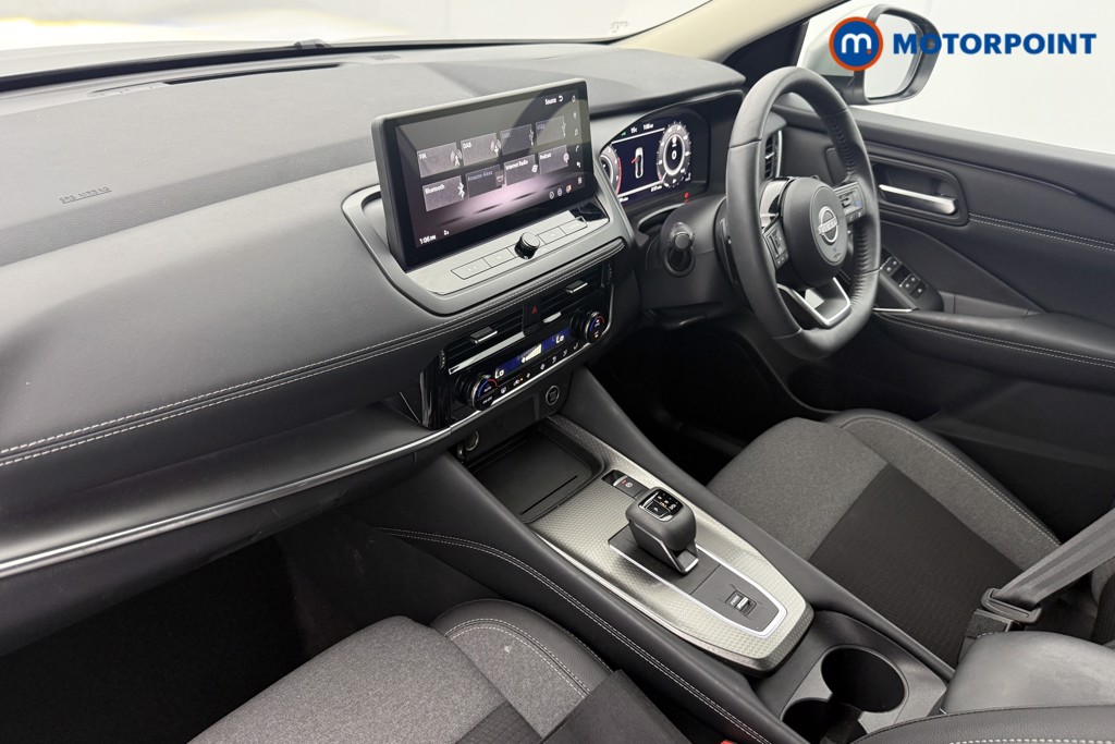 Nissan Qashqai N-Connecta Automatic Petrol SUV - Stock Number (1571996) - 16th supplementary image