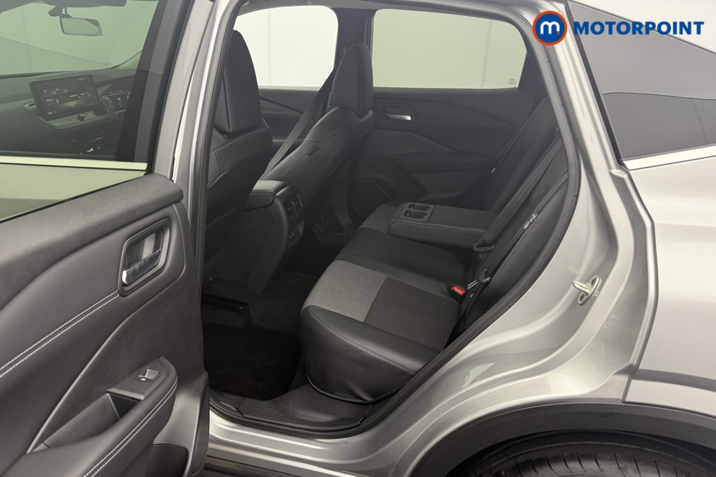 Nissan Qashqai N-Connecta Automatic Petrol SUV - Stock Number (1571996) - 18th supplementary image