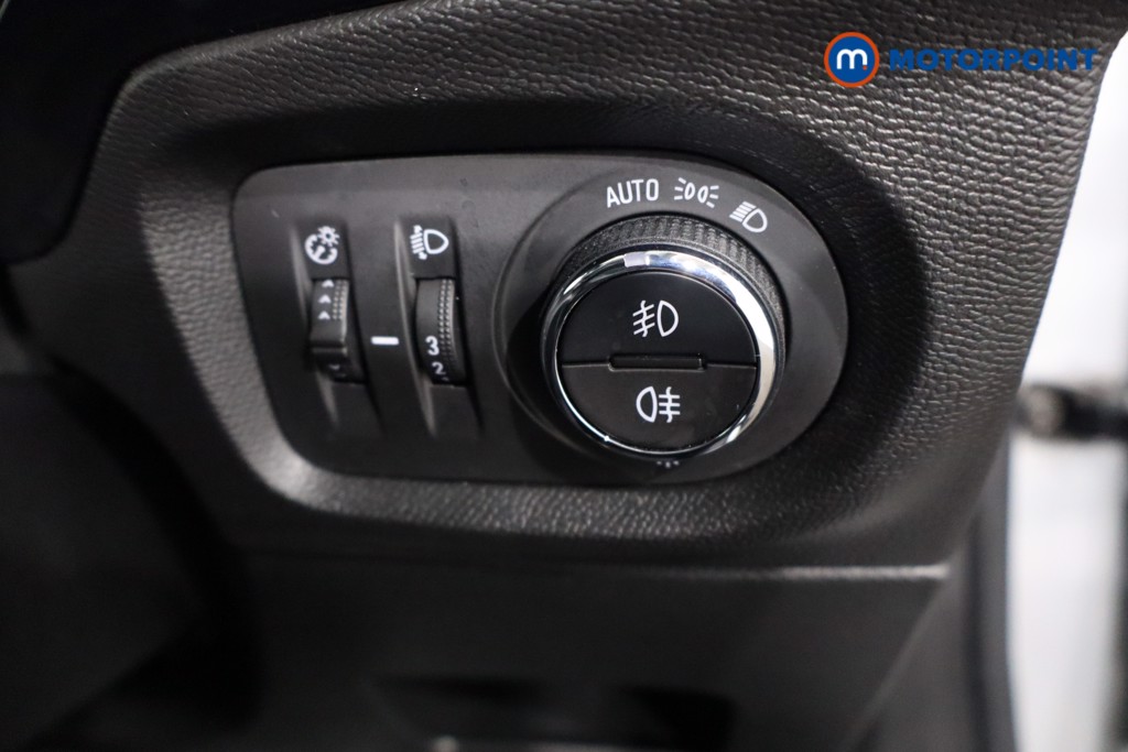 Vauxhall Corsa Elite Edition Manual Petrol Hatchback - Stock Number (1572068) - 21st supplementary image