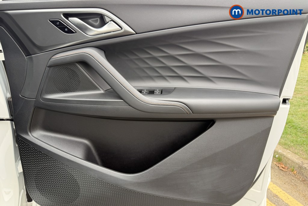 Mg Motor Uk HS Trophy Automatic Petrol SUV - Stock Number (1572259) - 9th supplementary image