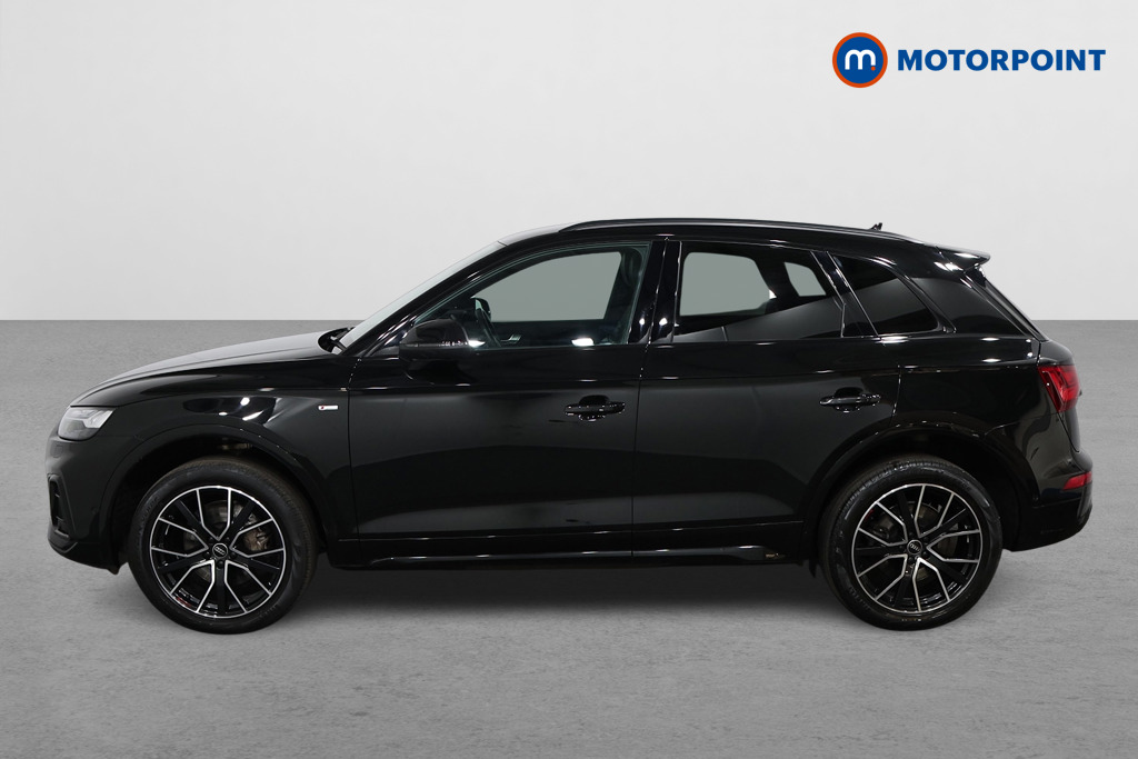 Audi Q5 Black Edition Automatic Petrol SUV - Stock Number (1572345) - Passenger side