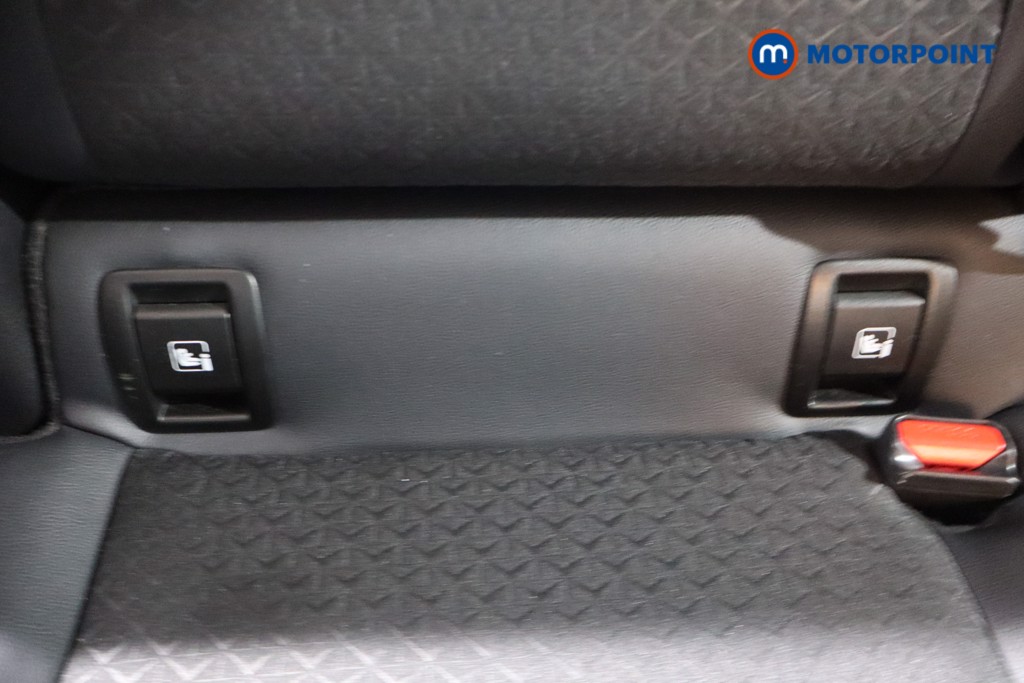 Nissan Juke N-Connecta Automatic Petrol-Electric Hybrid SUV - Stock Number (1572435) - 24th supplementary image