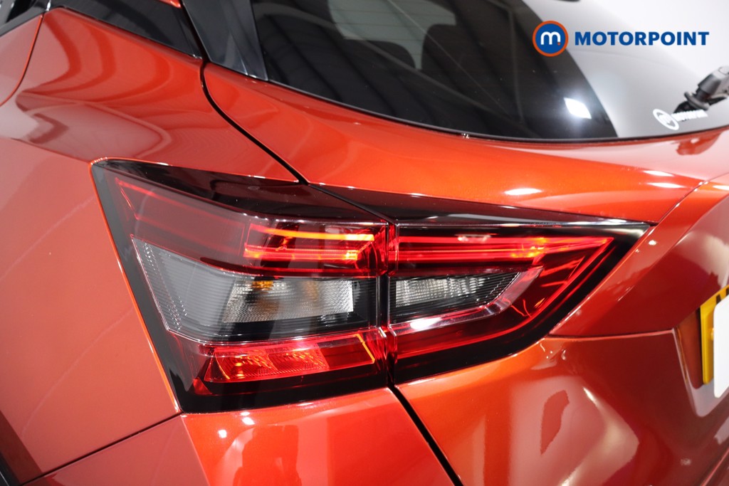 Nissan Juke N-Connecta Automatic Petrol-Electric Hybrid SUV - Stock Number (1572435) - 32nd supplementary image