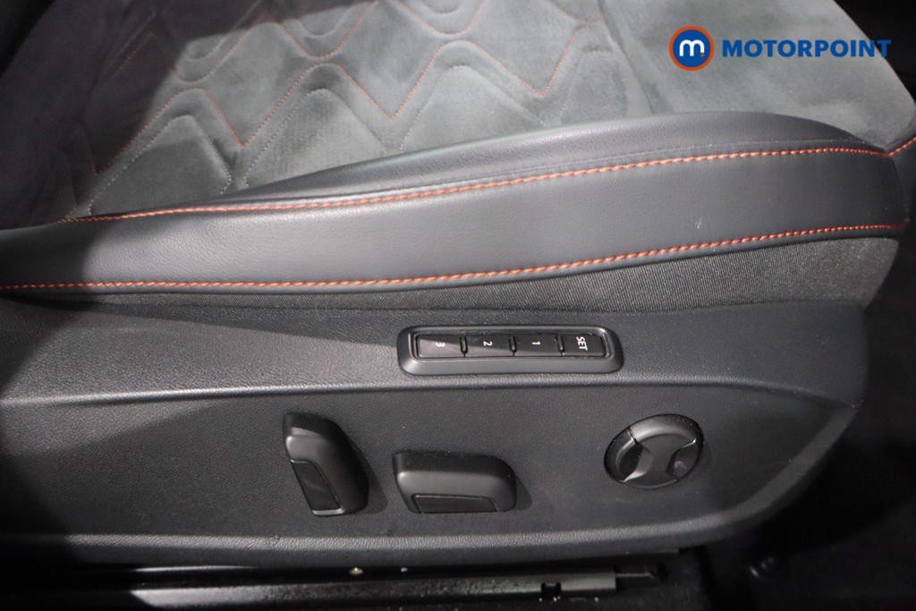 Seat Leon Fr Sport Manual Petrol Hatchback - Stock Number (1572449) - 23rd supplementary image