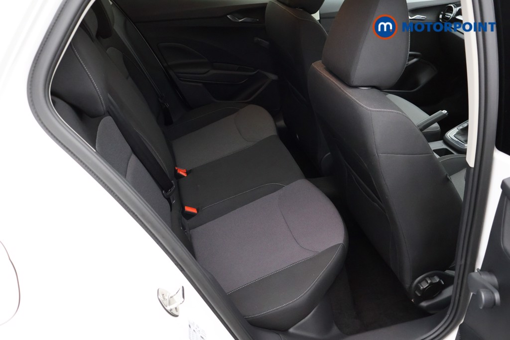 Skoda Fabia Colour Edition Manual Petrol Hatchback - Stock Number (1572590) - 12th supplementary image