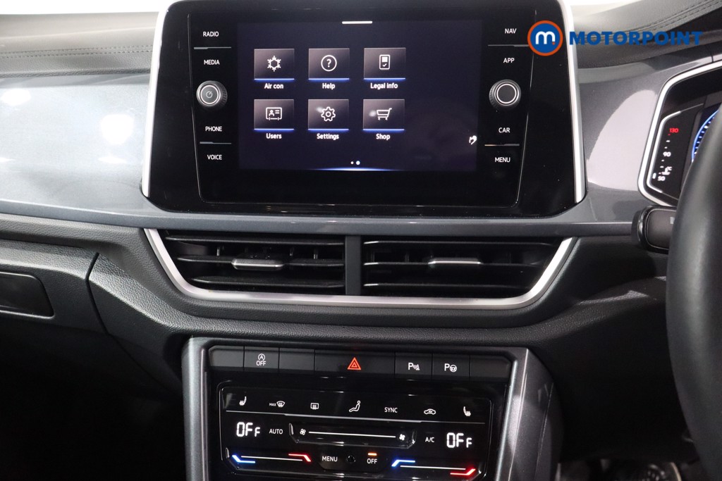 Volkswagen T-Roc Style Manual Petrol SUV - Stock Number (1572682) - 16th supplementary image