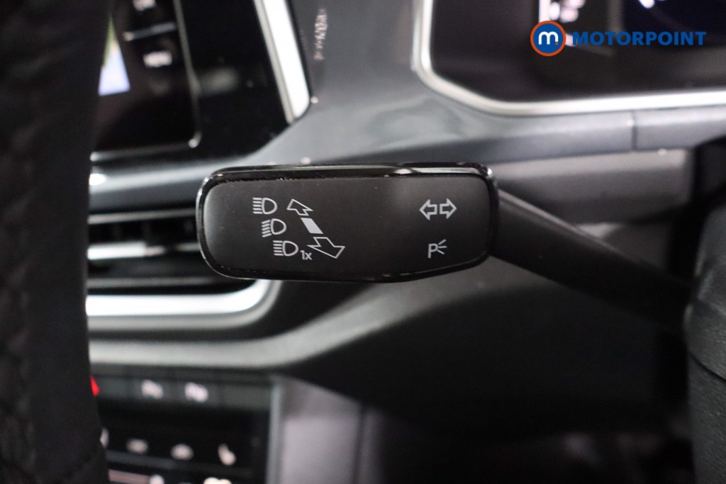Volkswagen T-Roc Style Manual Petrol SUV - Stock Number (1572682) - 19th supplementary image