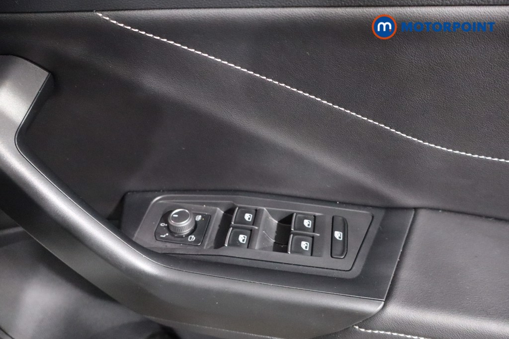 Volkswagen T-Roc Style Manual Petrol SUV - Stock Number (1572682) - 21st supplementary image