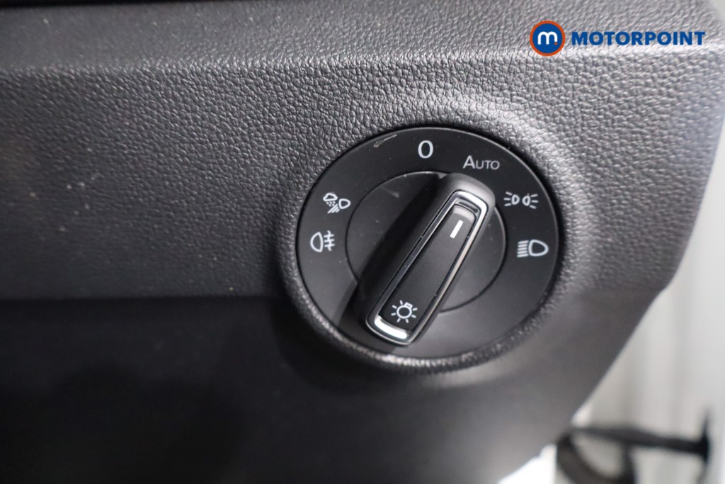 Volkswagen T-Roc Style Manual Petrol SUV - Stock Number (1572682) - 22nd supplementary image