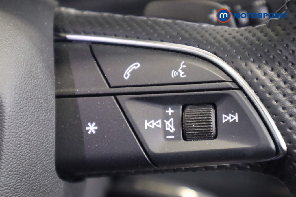 Audi Q3 Black Edition Automatic Petrol SUV - Stock Number (1572689) - 18th supplementary image