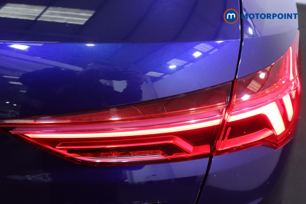 Audi Q3 Black Edition Automatic Petrol SUV - Stock Number (1572689) - 32nd supplementary image