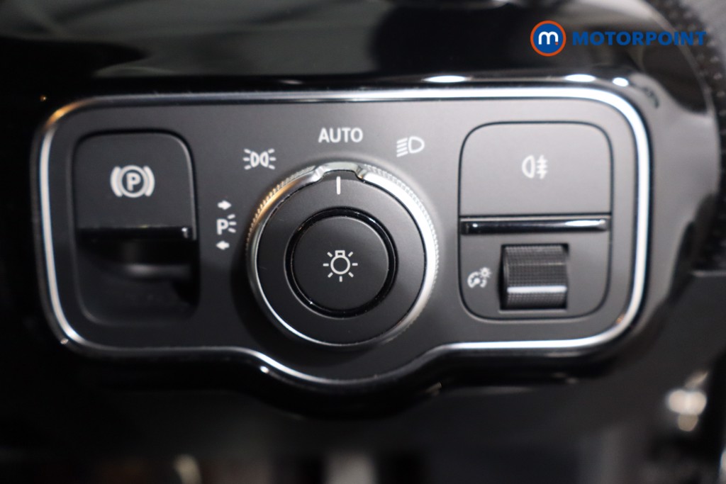 Mercedes-Benz A Class Sport Automatic Diesel Hatchback - Stock Number (1572713) - 23rd supplementary image
