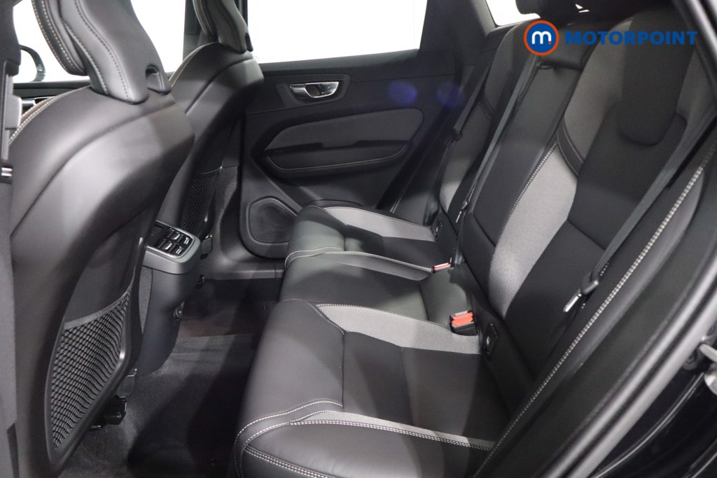 Volvo Xc60 Plus Black Edition Automatic Petrol SUV - Stock Number (1572791) - 5th supplementary image