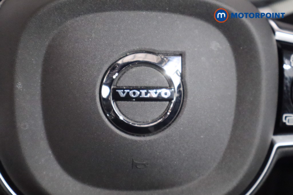 Volvo Xc60 Plus Black Edition Automatic Petrol SUV - Stock Number (1572791) - 18th supplementary image