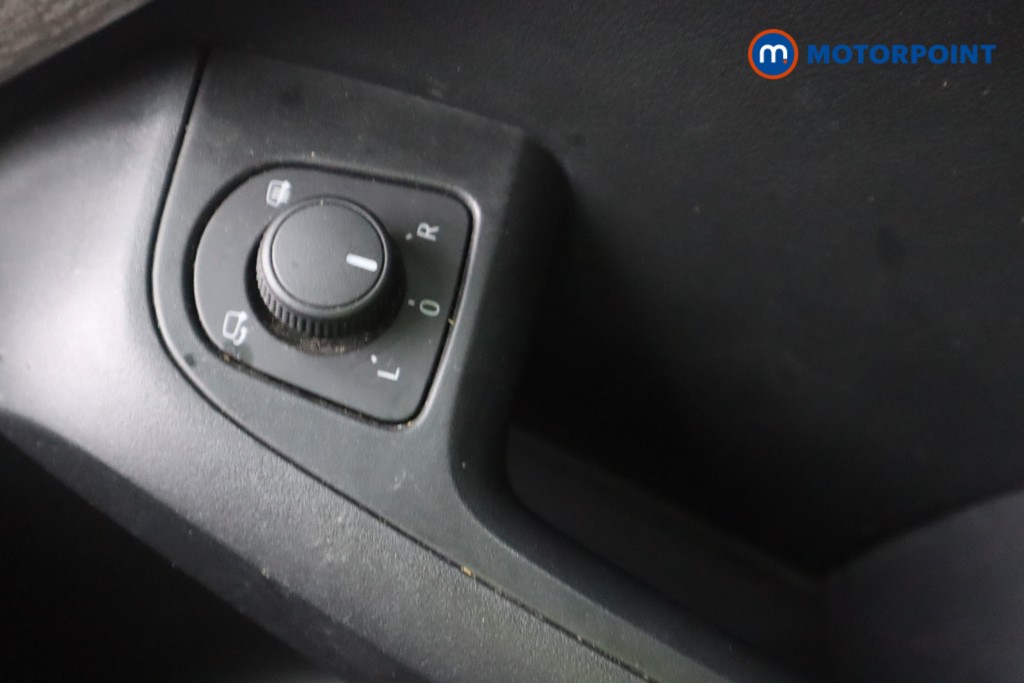 Seat Ateca Xperience Automatic Petrol SUV - Stock Number (1572822) - 9th supplementary image
