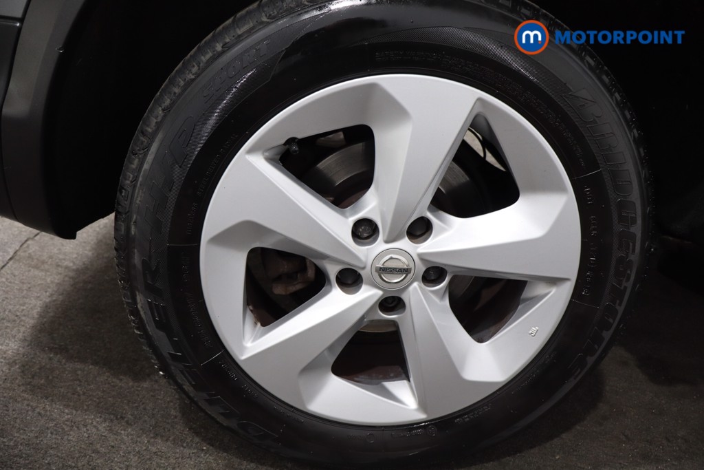 Nissan Qashqai Acenta Premium Manual Petrol SUV - Stock Number (1573094) - 9th supplementary image