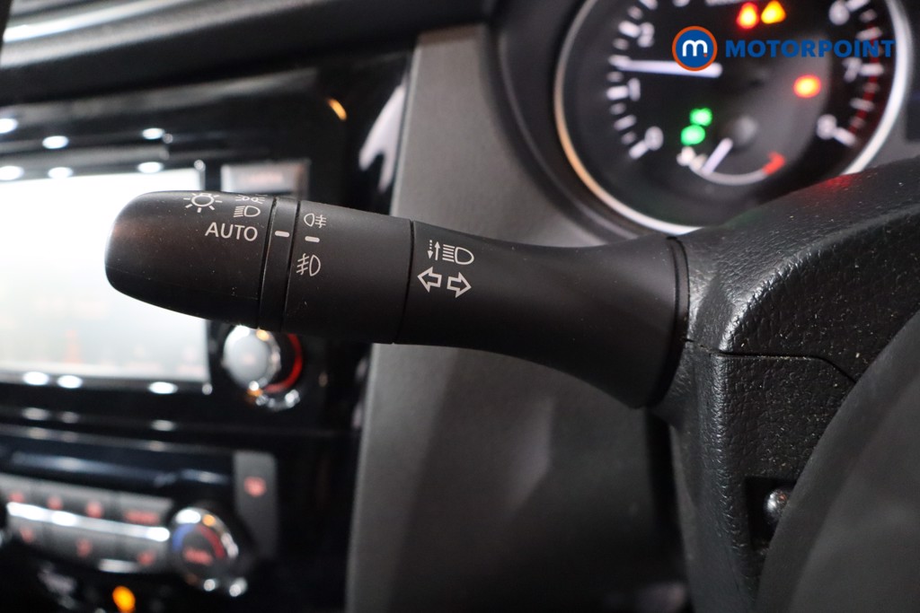 Nissan Qashqai Acenta Premium Manual Petrol SUV - Stock Number (1573094) - 19th supplementary image