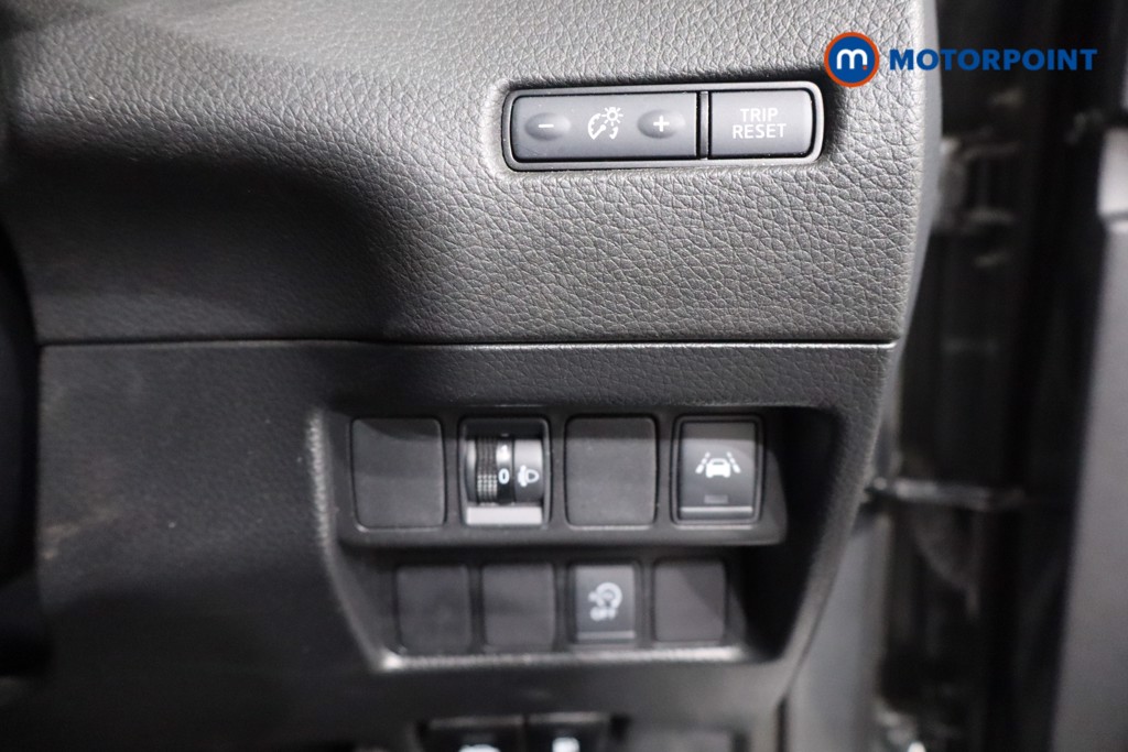 Nissan Qashqai Acenta Premium Manual Petrol SUV - Stock Number (1573094) - 20th supplementary image