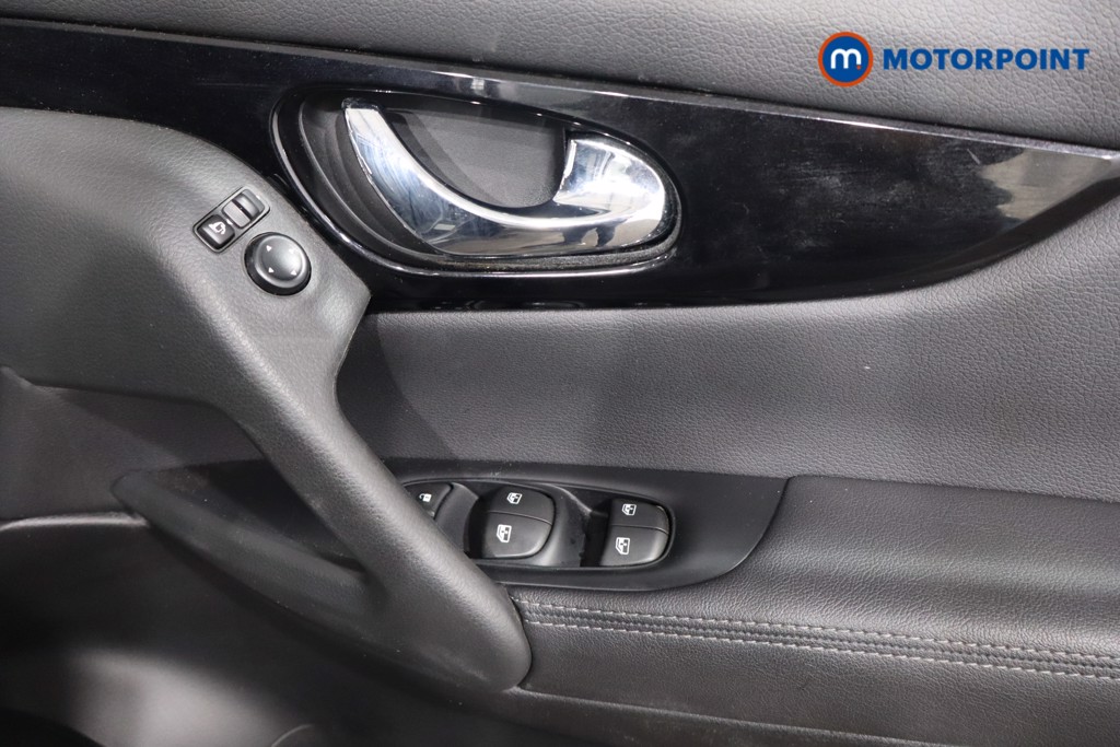 Nissan Qashqai Acenta Premium Manual Petrol SUV - Stock Number (1573094) - 21st supplementary image