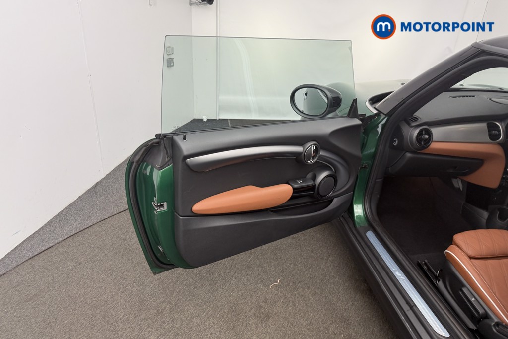 Mini Hatchback Cooper Exclusive Automatic Petrol Hatchback - Stock Number (1573191) - 4th supplementary image