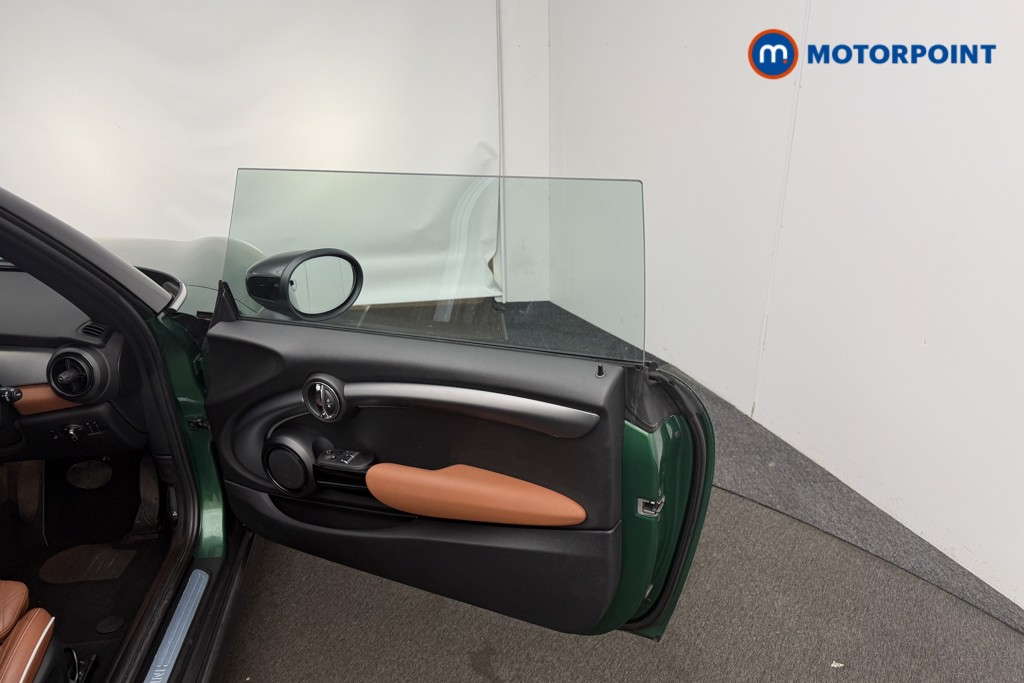 Mini Hatchback Cooper Exclusive Automatic Petrol Hatchback - Stock Number (1573191) - 10th supplementary image