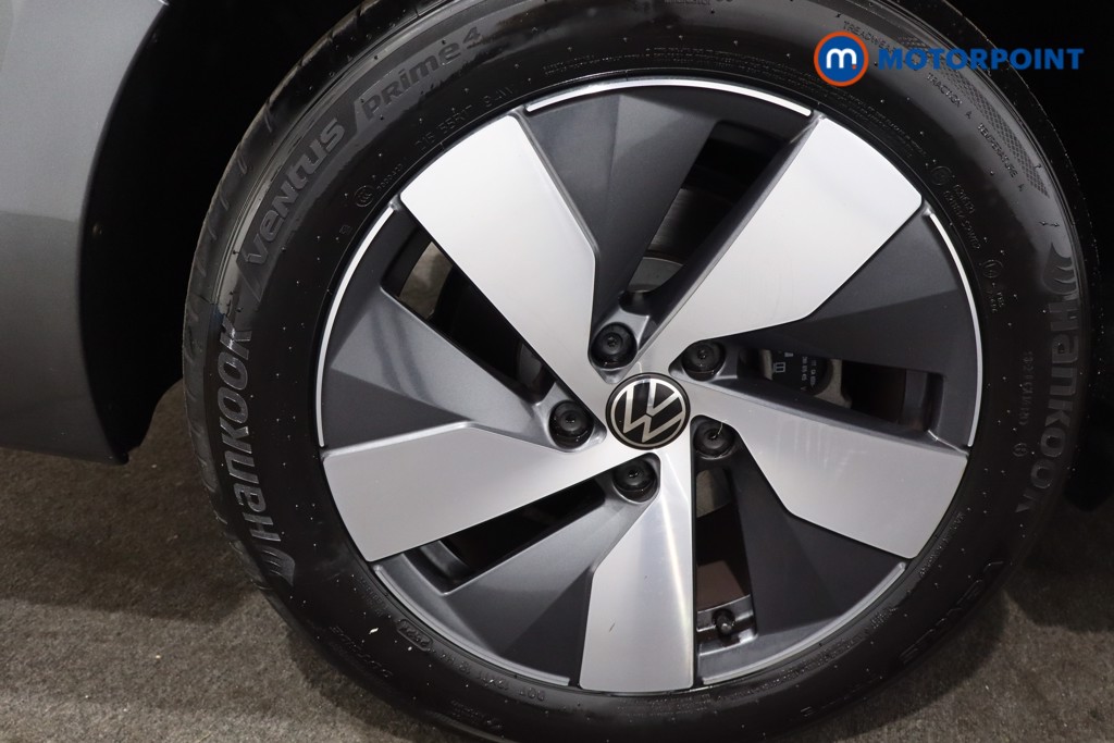 Volkswagen Passat Life Automatic Petrol Plug-In Hybrid Estate - Stock Number (1573301) - 9th supplementary image