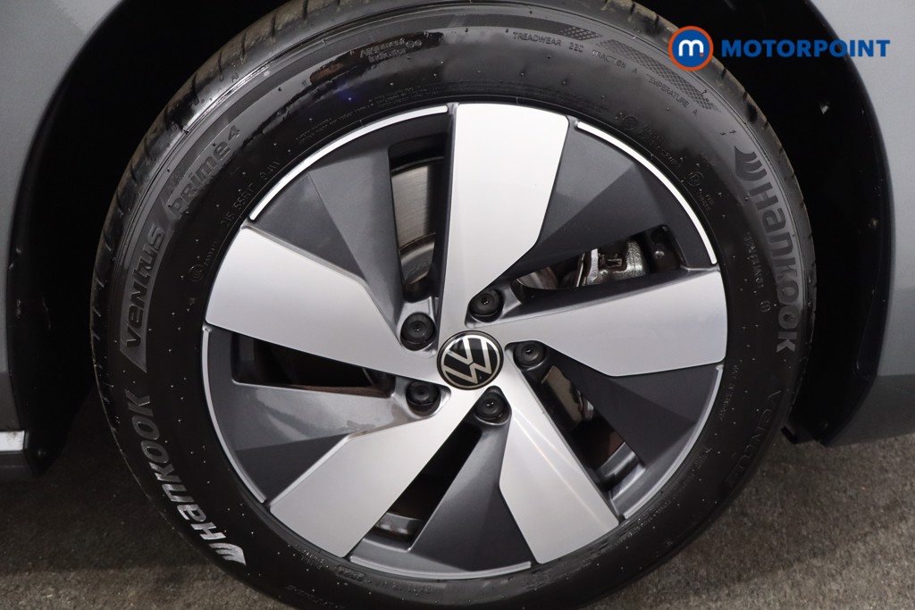 Volkswagen Passat Life Automatic Petrol Plug-In Hybrid Estate - Stock Number (1573301) - 10th supplementary image