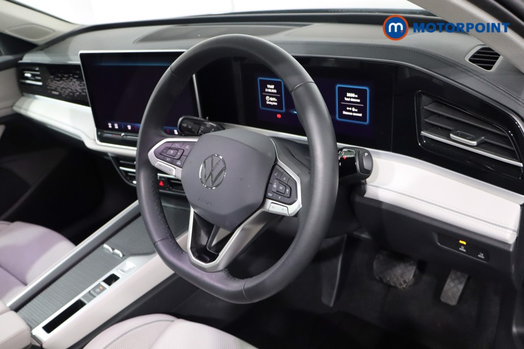 Volkswagen Passat Life Automatic Petrol Plug-In Hybrid Estate - Stock Number (1573301) - 25th supplementary image