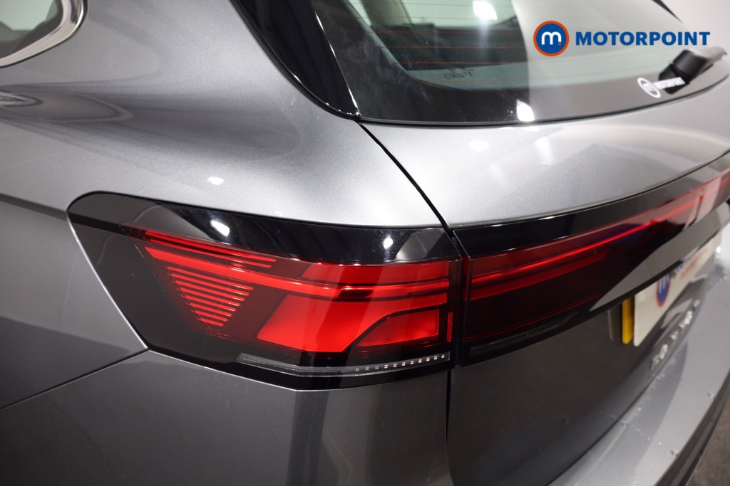 Volkswagen Passat Life Automatic Petrol Plug-In Hybrid Estate - Stock Number (1573301) - 35th supplementary image
