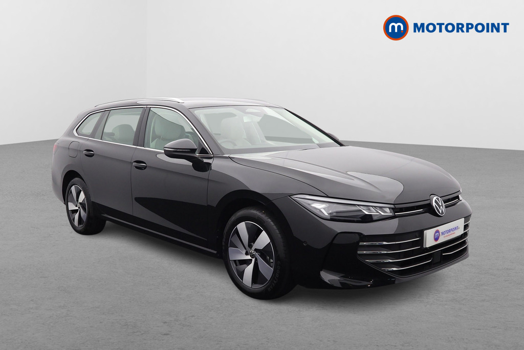 Volkswagen Passat Life Automatic Petrol Plug-In Hybrid Estate - Stock Number (1573309) - Drivers side front corner