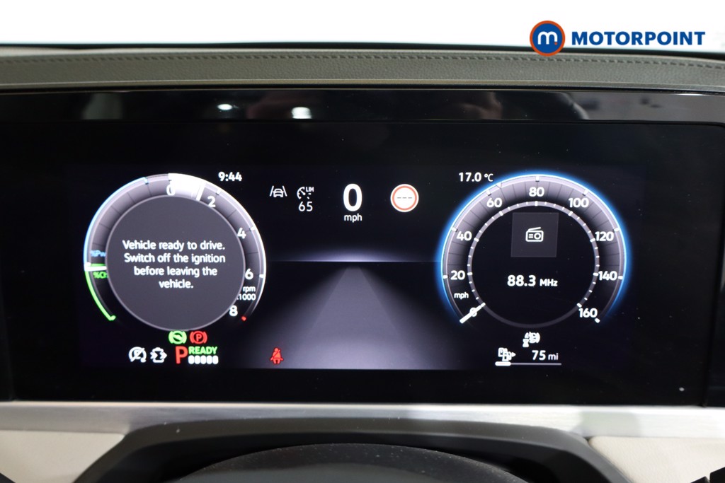 Volkswagen Passat Life Automatic Petrol Plug-In Hybrid Estate - Stock Number (1573318) - 2nd supplementary image