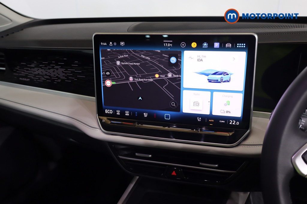 Volkswagen Passat Life Automatic Petrol Plug-In Hybrid Estate - Stock Number (1573318) - 3rd supplementary image