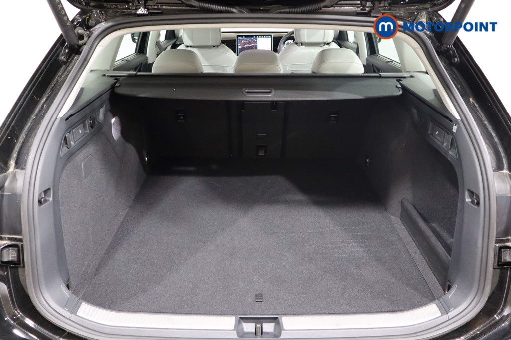 Volkswagen Passat Life Automatic Petrol Plug-In Hybrid Estate - Stock Number (1573318) - 27th supplementary image
