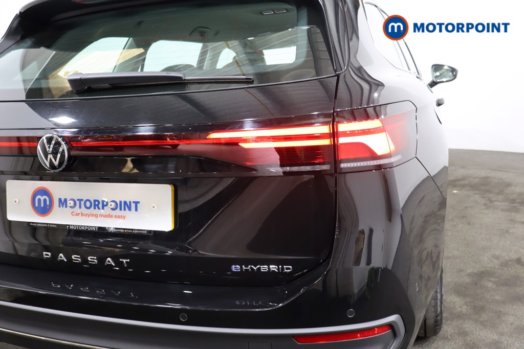 Volkswagen Passat Life Automatic Petrol Plug-In Hybrid Estate - Stock Number (1573318) - 35th supplementary image