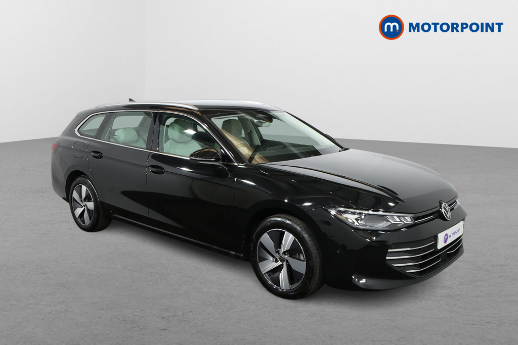 Volkswagen Passat Life Automatic Petrol Plug-In Hybrid Estate - Stock Number (1573318) - Drivers side front corner