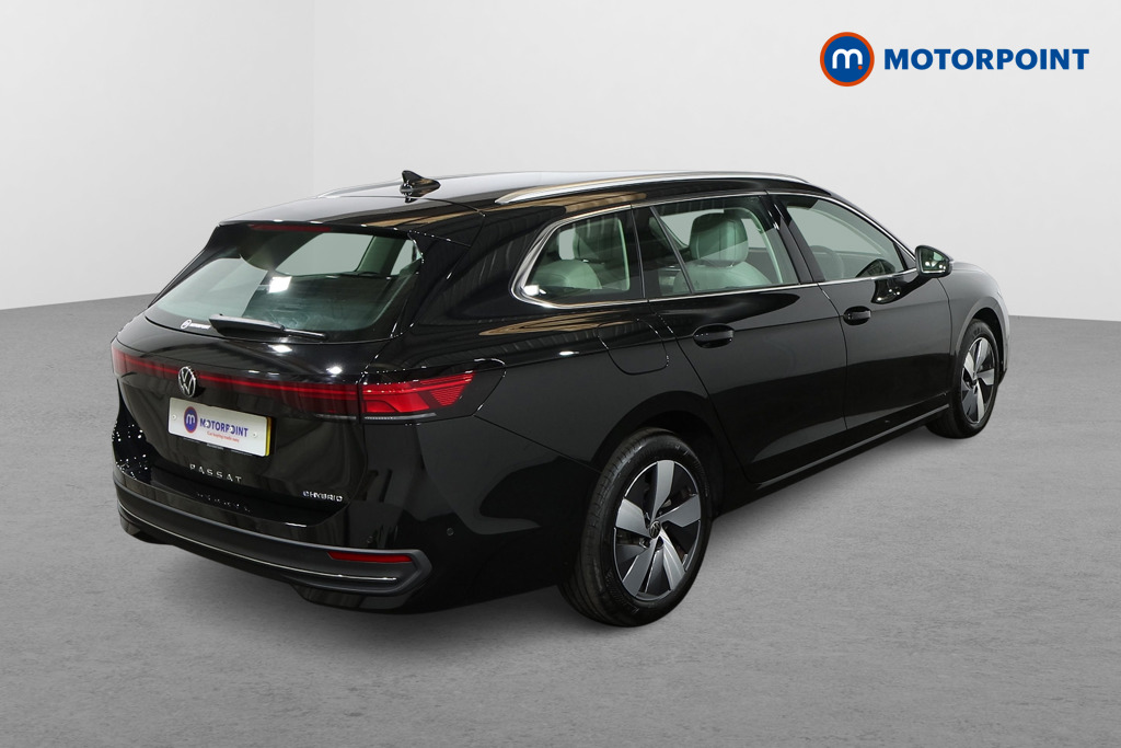 Volkswagen Passat Life Automatic Petrol Plug-In Hybrid Estate - Stock Number (1573318) - Drivers side rear corner
