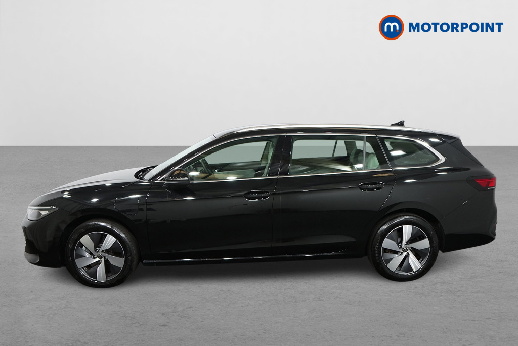 Volkswagen Passat Life Automatic Petrol Plug-In Hybrid Estate - Stock Number (1573318) - Passenger side