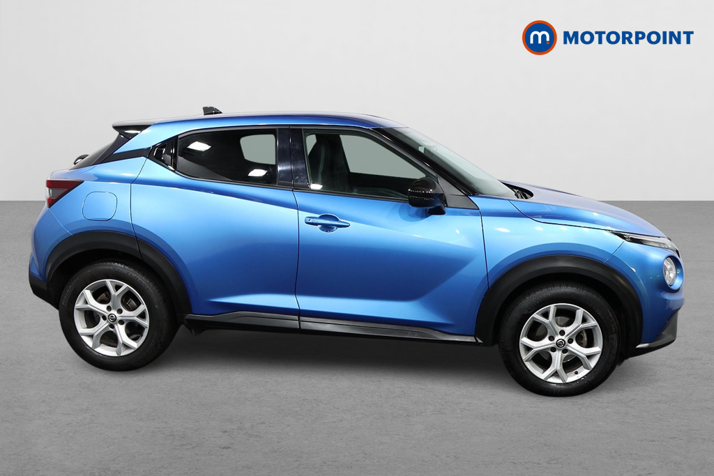 Nissan Juke N-Connecta Automatic Petrol SUV - Stock Number (1573320) - Drivers side