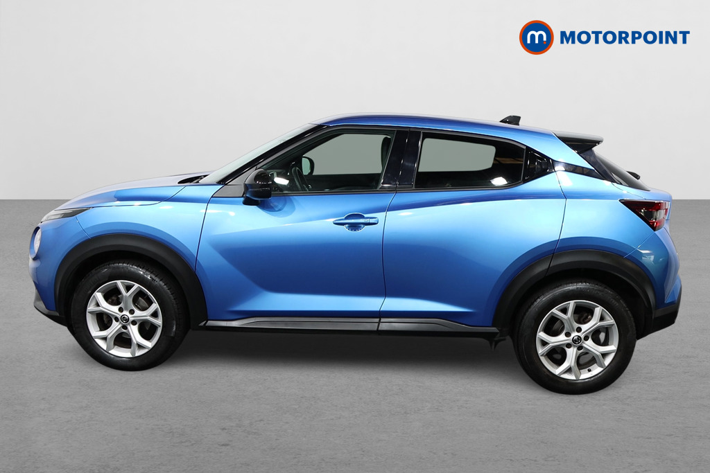 Nissan Juke N-Connecta Automatic Petrol SUV - Stock Number (1573320) - Passenger side