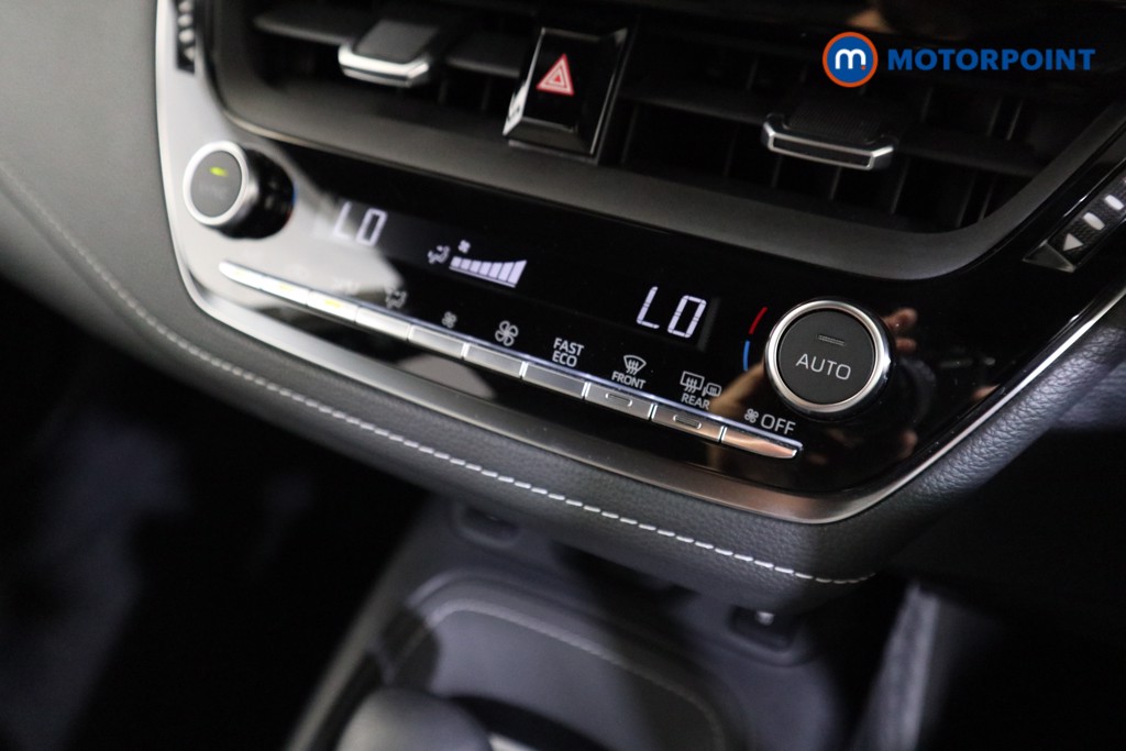 Toyota Corolla Excel Automatic Petrol-Electric Hybrid Hatchback - Stock Number (1573325) - 7th supplementary image