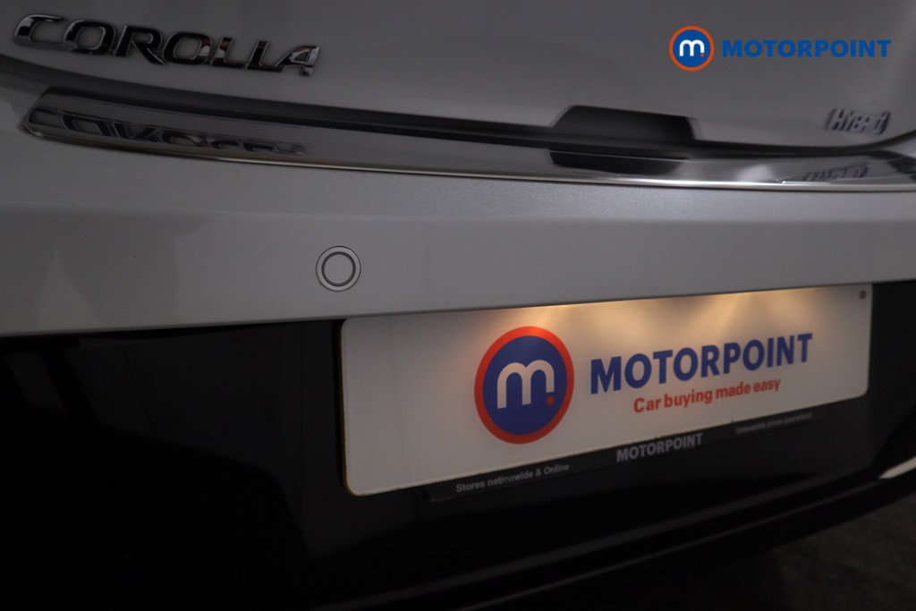 Toyota Corolla Excel Automatic Petrol-Electric Hybrid Hatchback - Stock Number (1573325) - 17th supplementary image