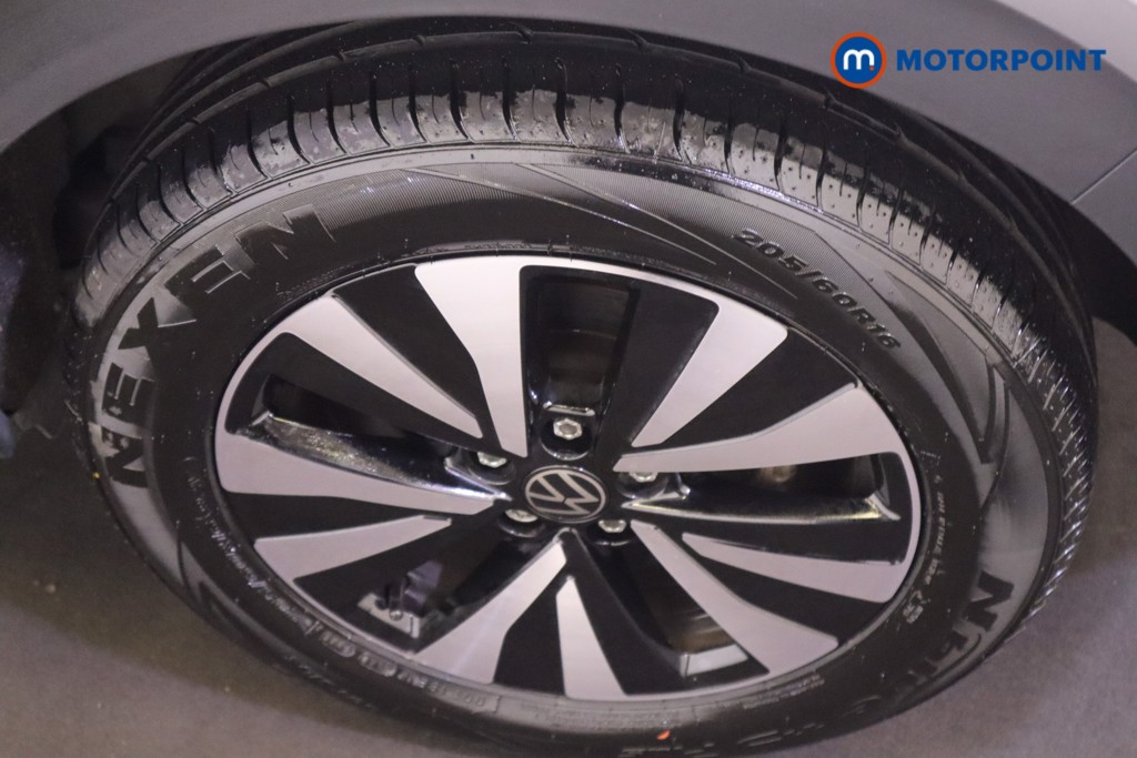 Volkswagen Taigo Life Manual Petrol SUV - Stock Number (1573625) - 9th supplementary image
