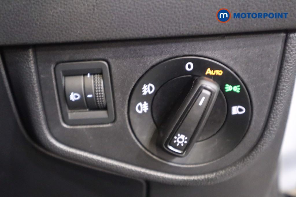Volkswagen Taigo Life Manual Petrol SUV - Stock Number (1573625) - 15th supplementary image