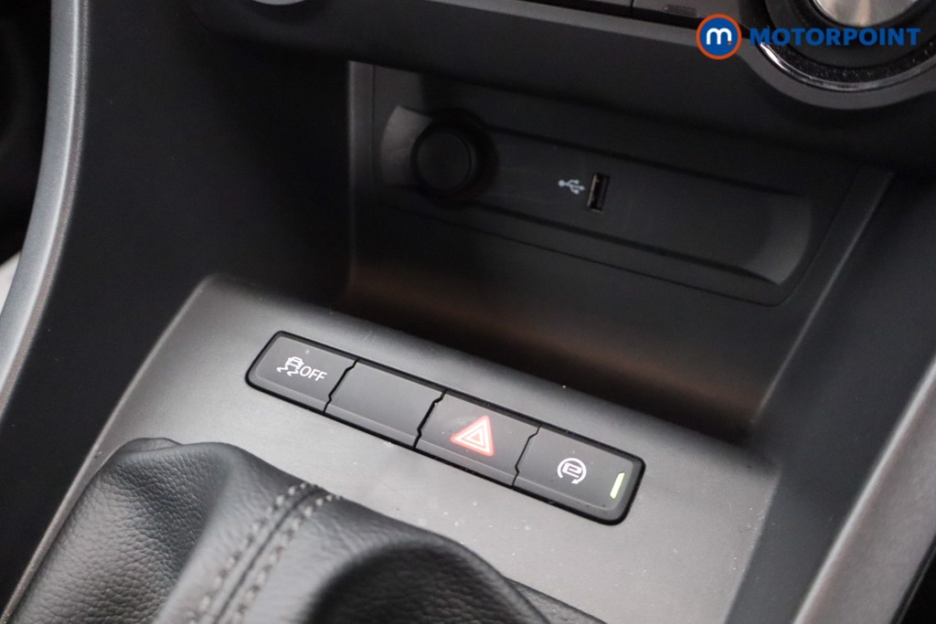 Mg Motor Uk MG3 Excite Manual Petrol Hatchback - Stock Number (1573641) - 10th supplementary image