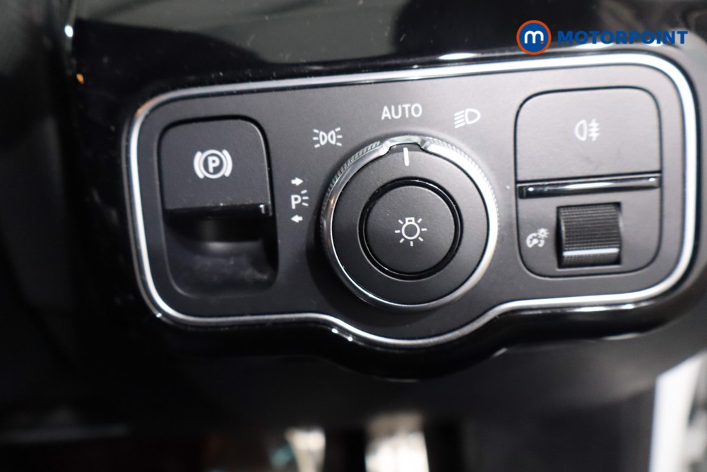 Mercedes-Benz CLA Amg Line Automatic Petrol Coupe - Stock Number (1573652) - 24th supplementary image