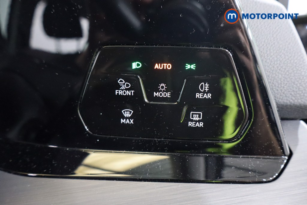 Volkswagen Golf Style Manual Petrol Hatchback - Stock Number (1573694) - 18th supplementary image