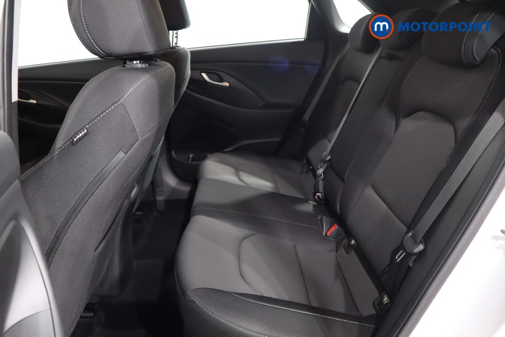 Hyundai I30 Se Nav Automatic Petrol Hatchback - Stock Number (1573772) - 5th supplementary image