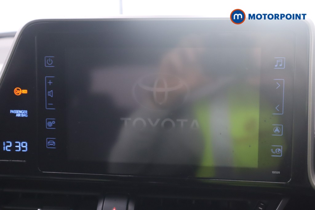 Toyota C-Hr Dynamic Manual Petrol SUV - Stock Number (1573835) - 2nd supplementary image